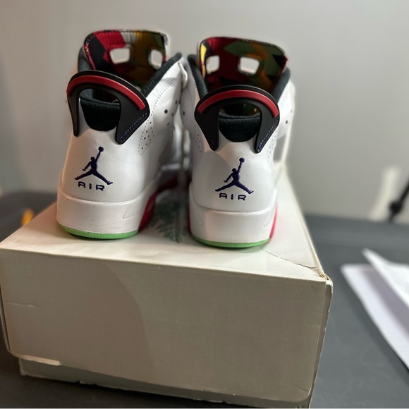 2020 Air Jordan 6retro hares. - Picture 2 of 5
